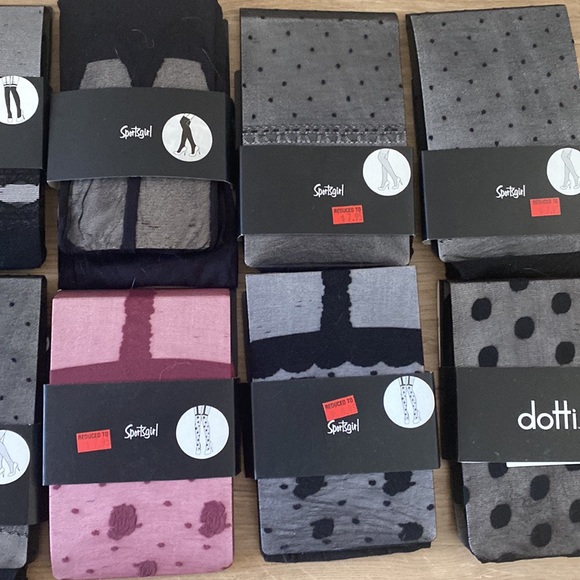 9 pairs Bundle of stockings one size fits most (mainly small to a small large) - Picture 8 of 8